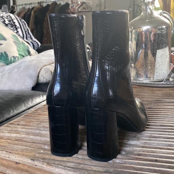 Nasty Gal Crocodile Booties - Picture 4 of 5